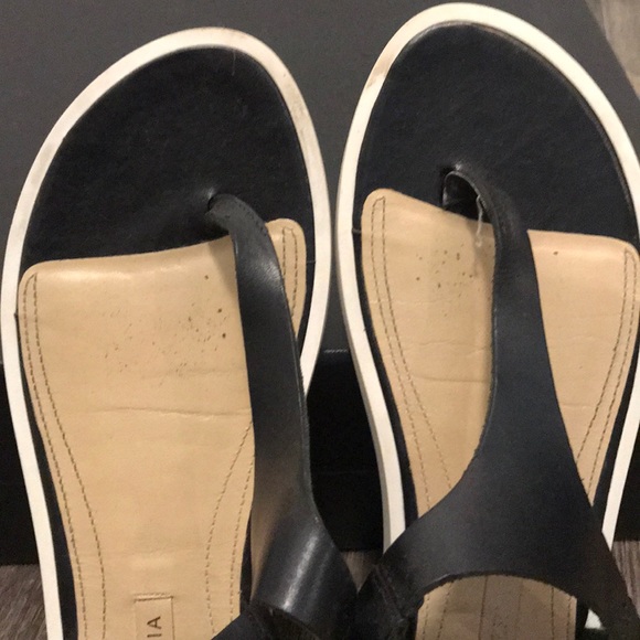 Leather Sandals - Picture 4 of 6